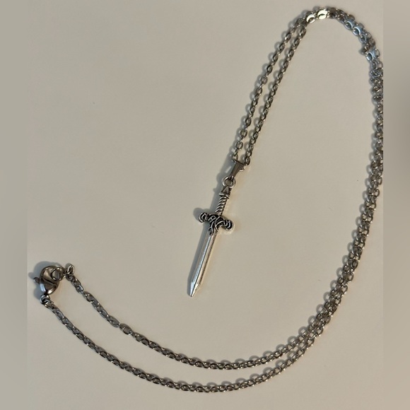 Sword Necklace Dagger Sword Charm Pendant Necklace Chain Brand New - Picture 3 of 7